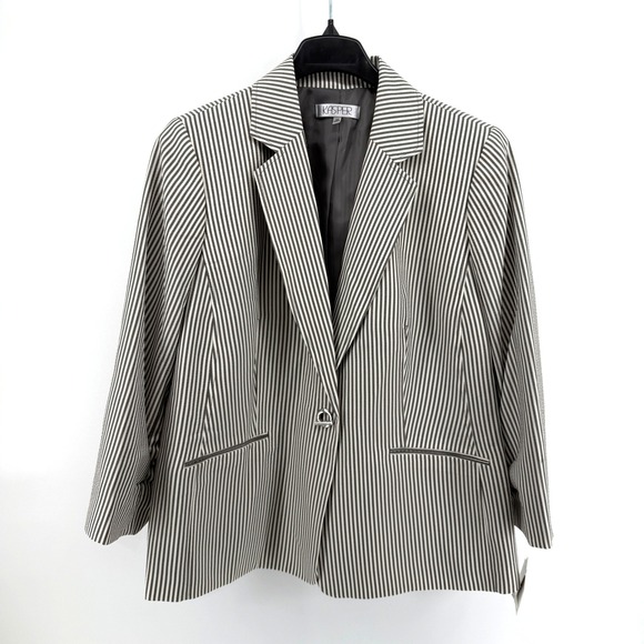 NEW Kasper Seersucker Gray White Stripe Blazer Jacket Button Lined Womens 18W - Picture 4 of 17
